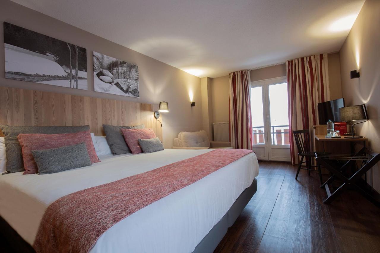 Hotel Grand Pas Pas De La Casa Esterno foto