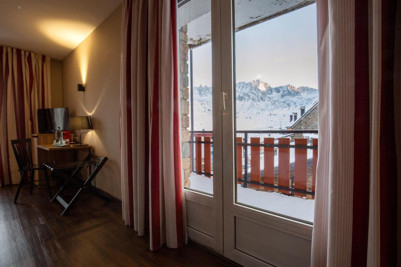 Hotel Grand Pas Pas De La Casa Esterno foto