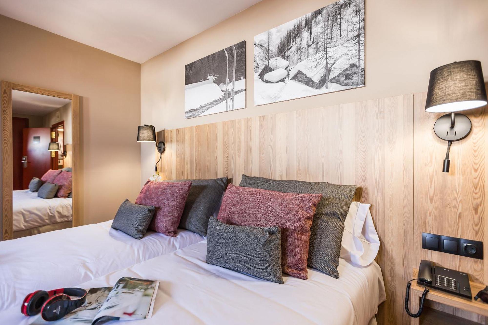 Hotel Grand Pas Pas De La Casa Esterno foto