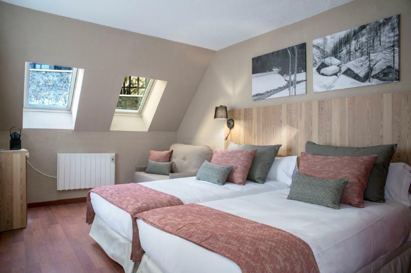 Hotel Grand Pas Pas De La Casa Esterno foto